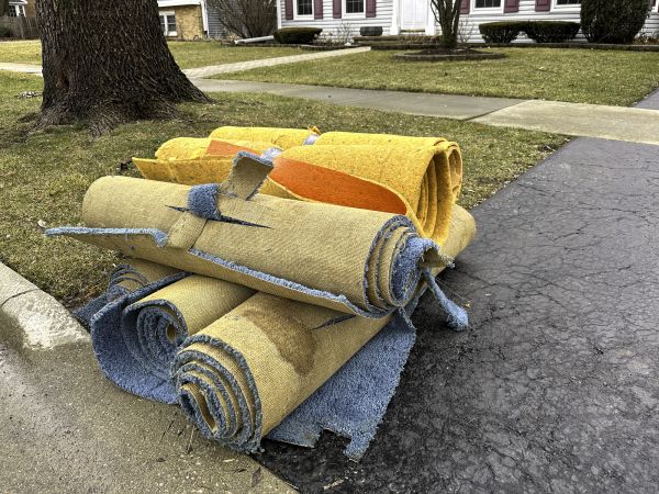 Carpet Haul Away Service in Pasadena