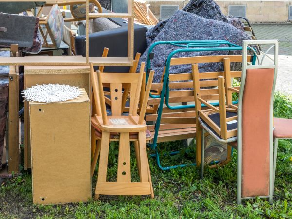 Junk Removal Service in Pasadena