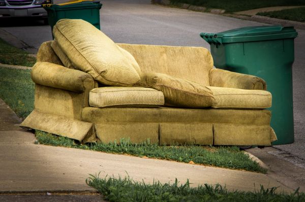 Sofa Removal Service in Pasadena
