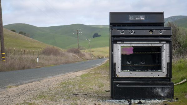 Oven Disposal Service in Pasadena